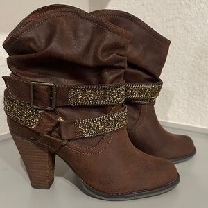 Not Rated Brown Heeled Boots with Glittering Gold Straps